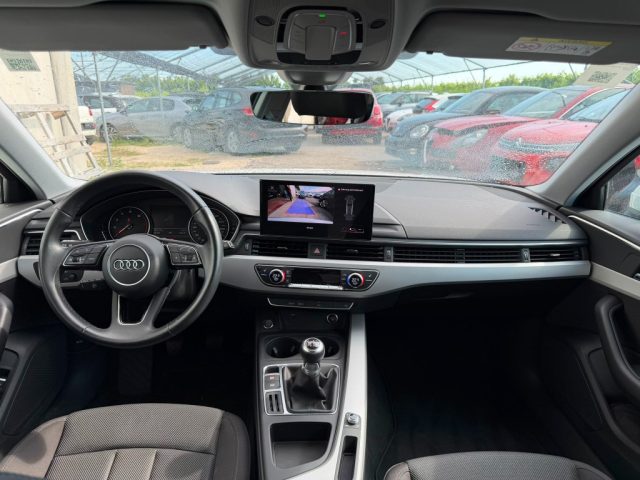 AUDI A4 usata, con Autoradio