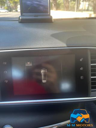 PEUGEOT 308 usata, con Park Distance Control
