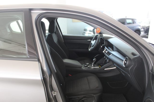 ALFA ROMEO Stelvio usata, con Cerchi in lega