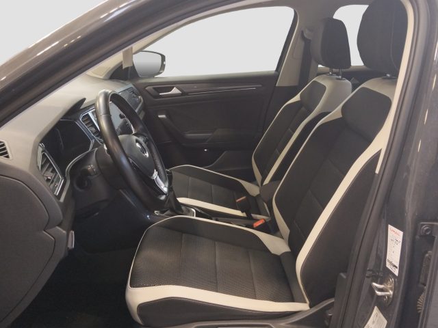 VOLKSWAGEN T-Roc usata 13