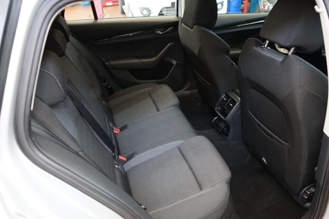 SKODA Octavia usata, con Autoradio digitale