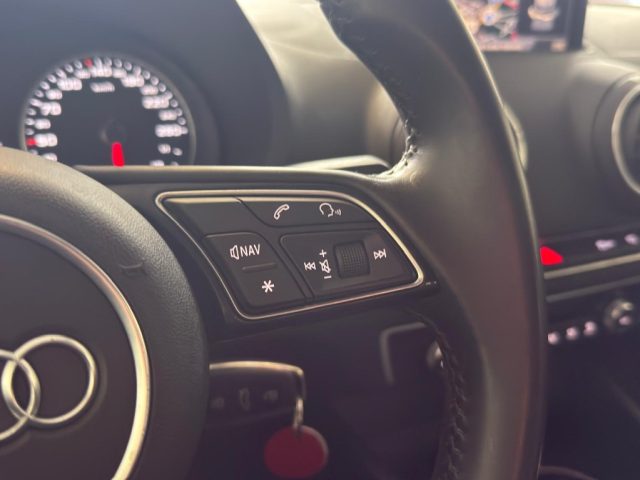 AUDI A3 usata, con Specchietti laterali elettrici