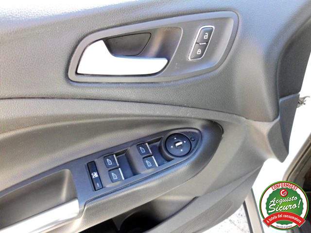 FORD Kuga usata, con Lettore CD