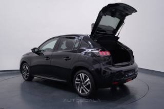 PEUGEOT 208 usata, con Airbag testa