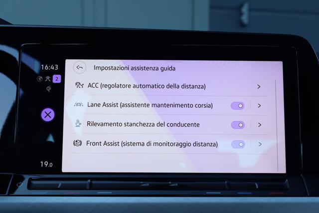 VOLKSWAGEN Golf usata, con Apple CarPlay