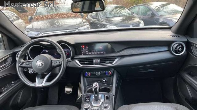 ALFA ROMEO Stelvio usata, con Autoradio
