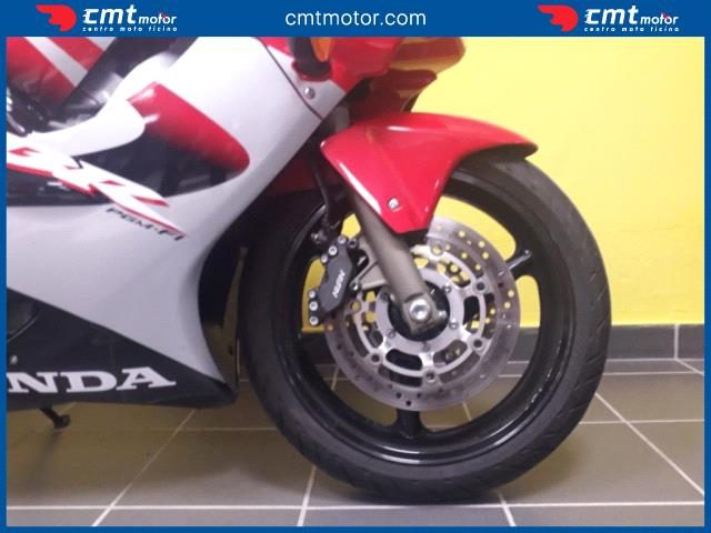 HONDA CBR 600 F usata 7