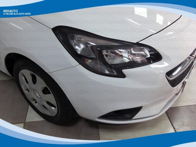 OPEL Corsa usata, con ESP