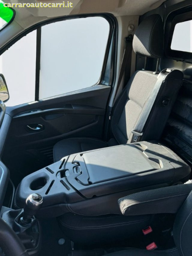 RENAULT Trafic usata, con Fendinebbia