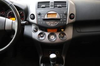 TOYOTA RAV 4 usata, con Trazione integrale