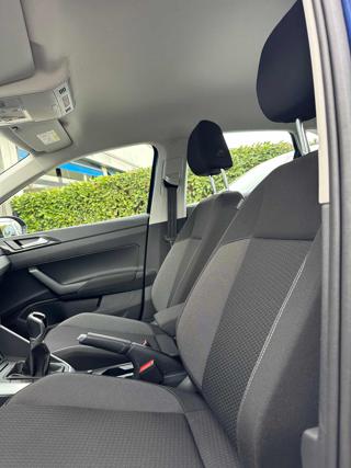 VOLKSWAGEN Taigo usata, con MP3