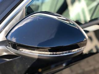 VOLKSWAGEN T-Roc usata, con Controllo automatico clima