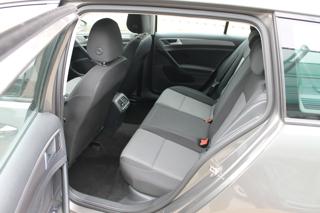 VOLKSWAGEN Golf Variant usata, con Climatizzatore