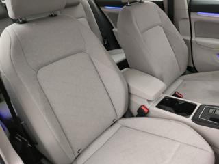 VOLKSWAGEN Golf usata, con Autoradio digitale
