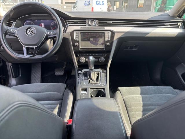 VOLKSWAGEN Passat Variant usata, con Cerchi in lega