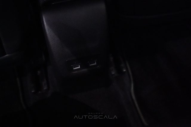 PEUGEOT 208 usata, con Bluetooth