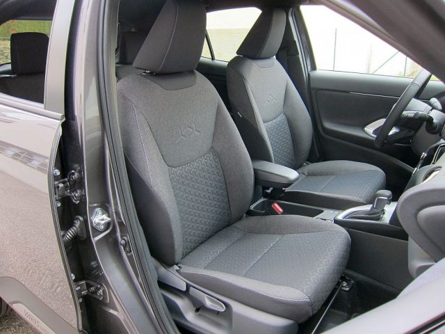 TOYOTA Yaris Cross usata, con USB