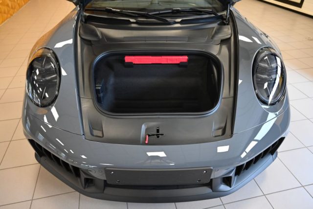 PORSCHE 992 usata 32
