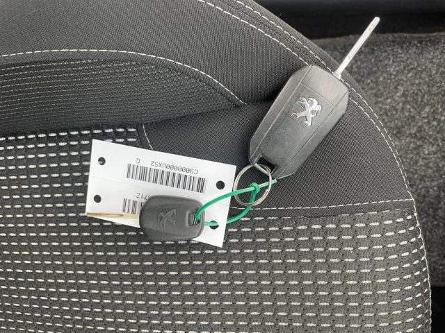 PEUGEOT 208 usata 25