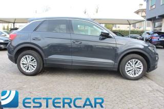VOLKSWAGEN T-Roc usata, con Autoradio
