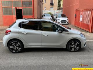 PEUGEOT 208 usata, con Cerchi in lega