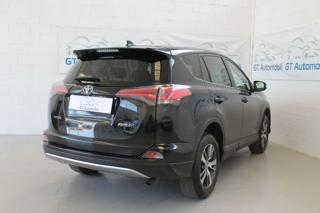 TOYOTA RAV 4 usata, con Autoradio