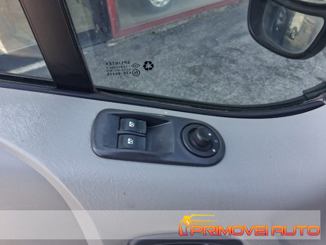 RENAULT Trafic usata, con Porta scorrevole