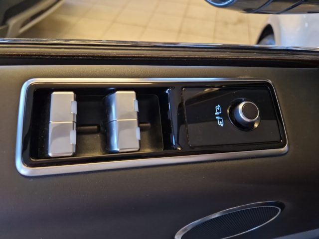 LAND ROVER Range Rover Sport usata, con Sedile posteriore sdoppiato