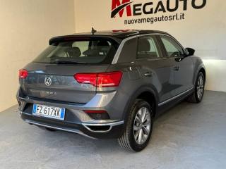 VOLKSWAGEN T-Roc usata, con Autoradio
