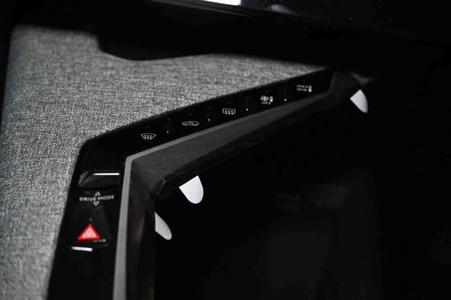 PEUGEOT 3008 usata, con Cruise Control
