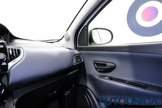 LANCIA Ypsilon usata, con Telecamera per parcheggio assistito