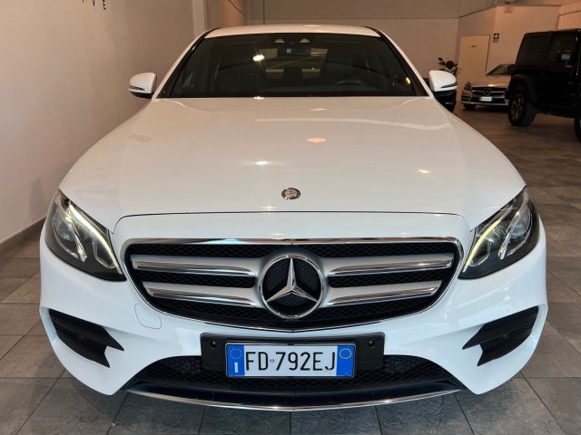 MERCEDES-BENZ E 220 usata, con Controllo automatico clima