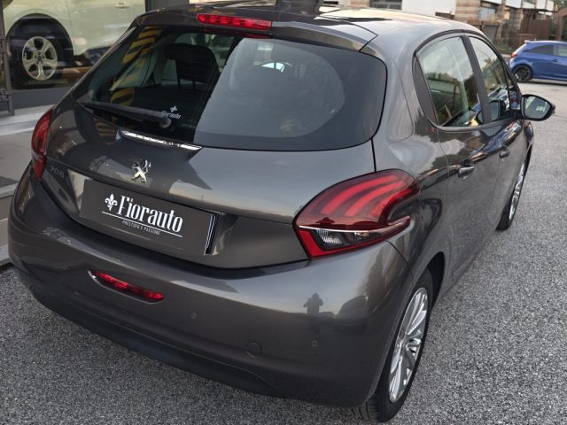 PEUGEOT 208 usata, con Airbag laterali