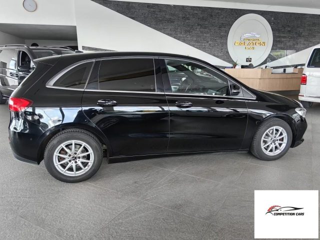 MERCEDES-BENZ B 180 usata, con Cerchi in lega