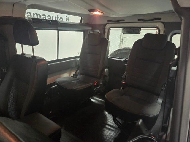 LAND ROVER Defender usata 22