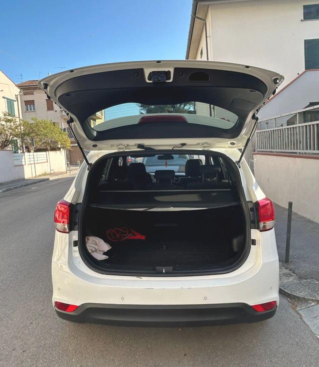 KIA Carens usata, con Volante multifunzione