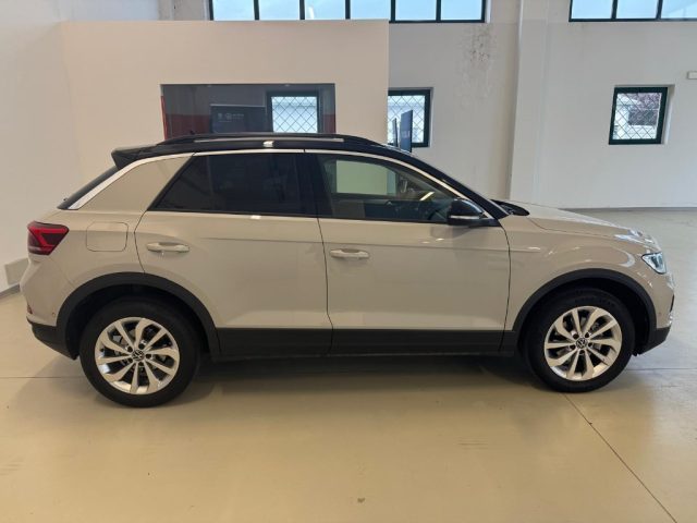 VOLKSWAGEN T-Roc usata, con Cerchi in lega