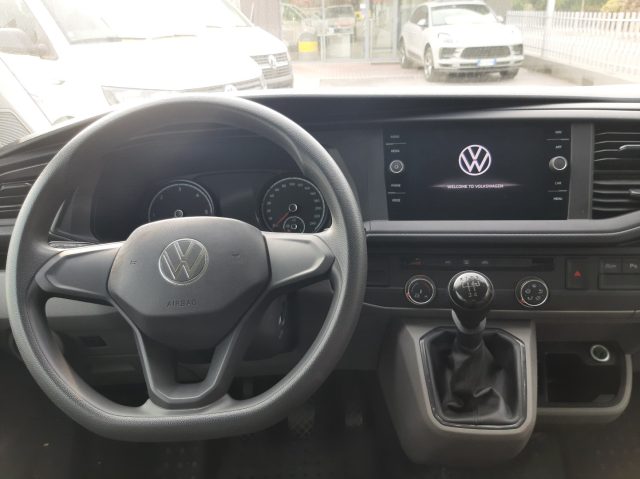VOLKSWAGEN Transporter usata, con MP3