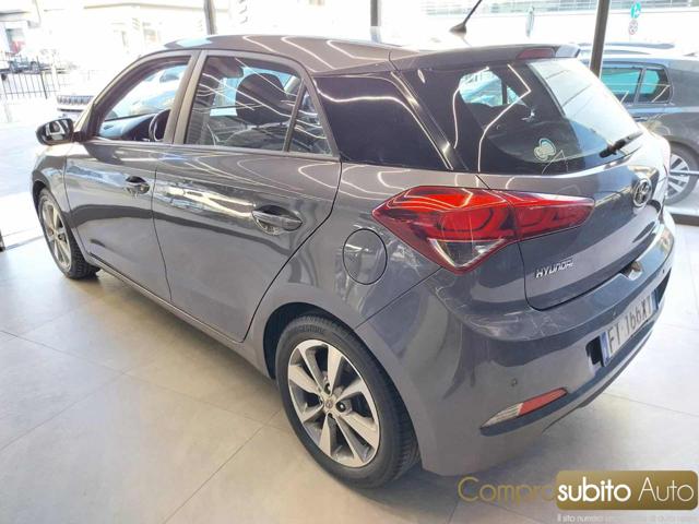 HYUNDAI i20 usata, con Chiusura centralizzata