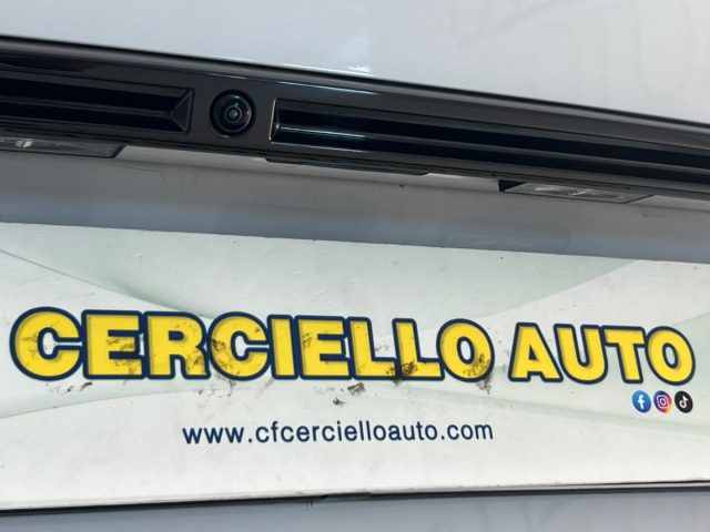 PEUGEOT 2008 usata, con Fari LED