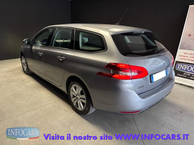 PEUGEOT 308 usata, con Airbag