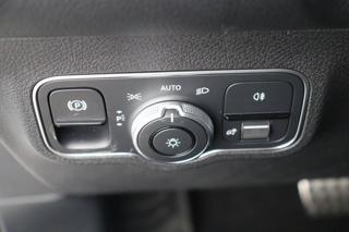 MERCEDES-BENZ GLB 200 usata, con Cruise Control