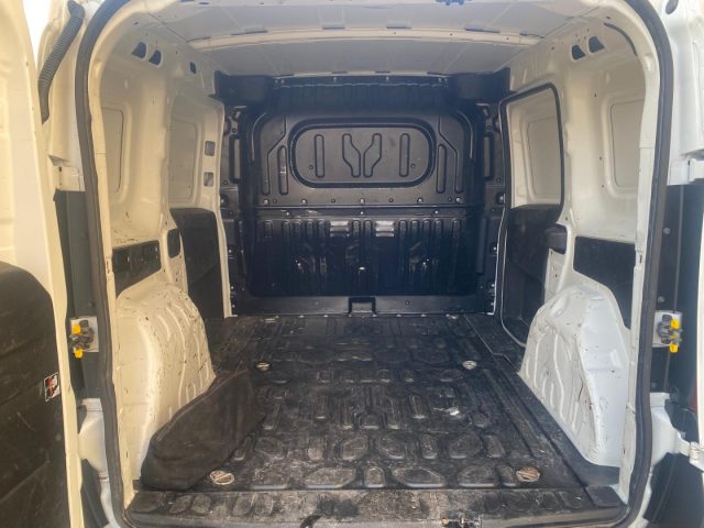 FIAT Doblo usata, con Volante multifunzione