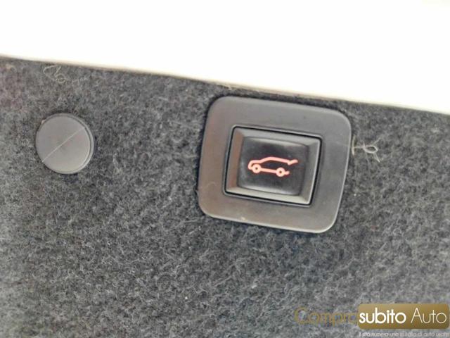 OPEL Insignia usata, con Sedile posteriore sdoppiato