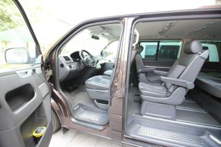 VOLKSWAGEN Multivan usata, con Controllo trazione