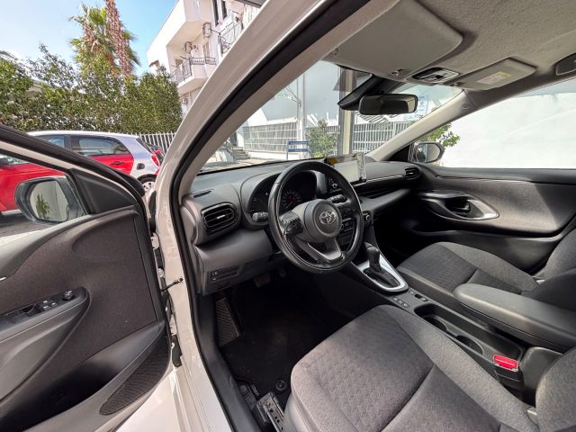 TOYOTA Yaris usata, con Vivavoce