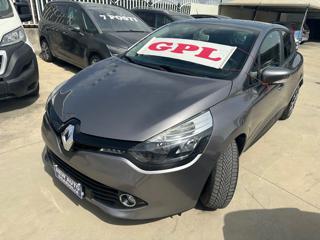 RENAULT Clio usata, con Limitatore di velocità