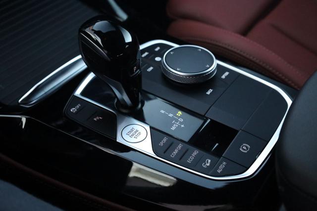 BMW X4 usata, con Fari Xenon