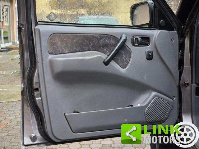 NISSAN Terrano usata 27