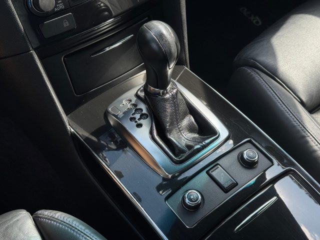 INFINITI QX70 usata, con Interni in pelle